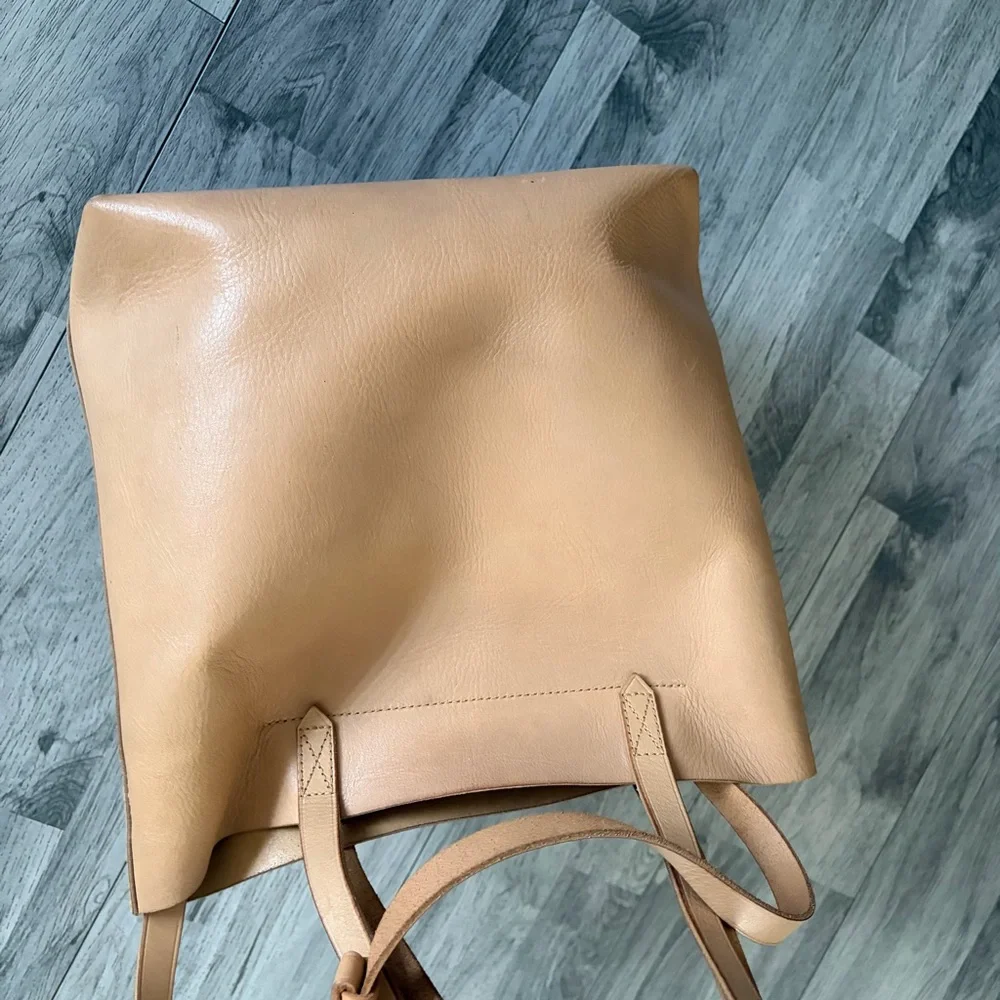 Madewell Tan Leather Tote Bag - Picture 5 of 12